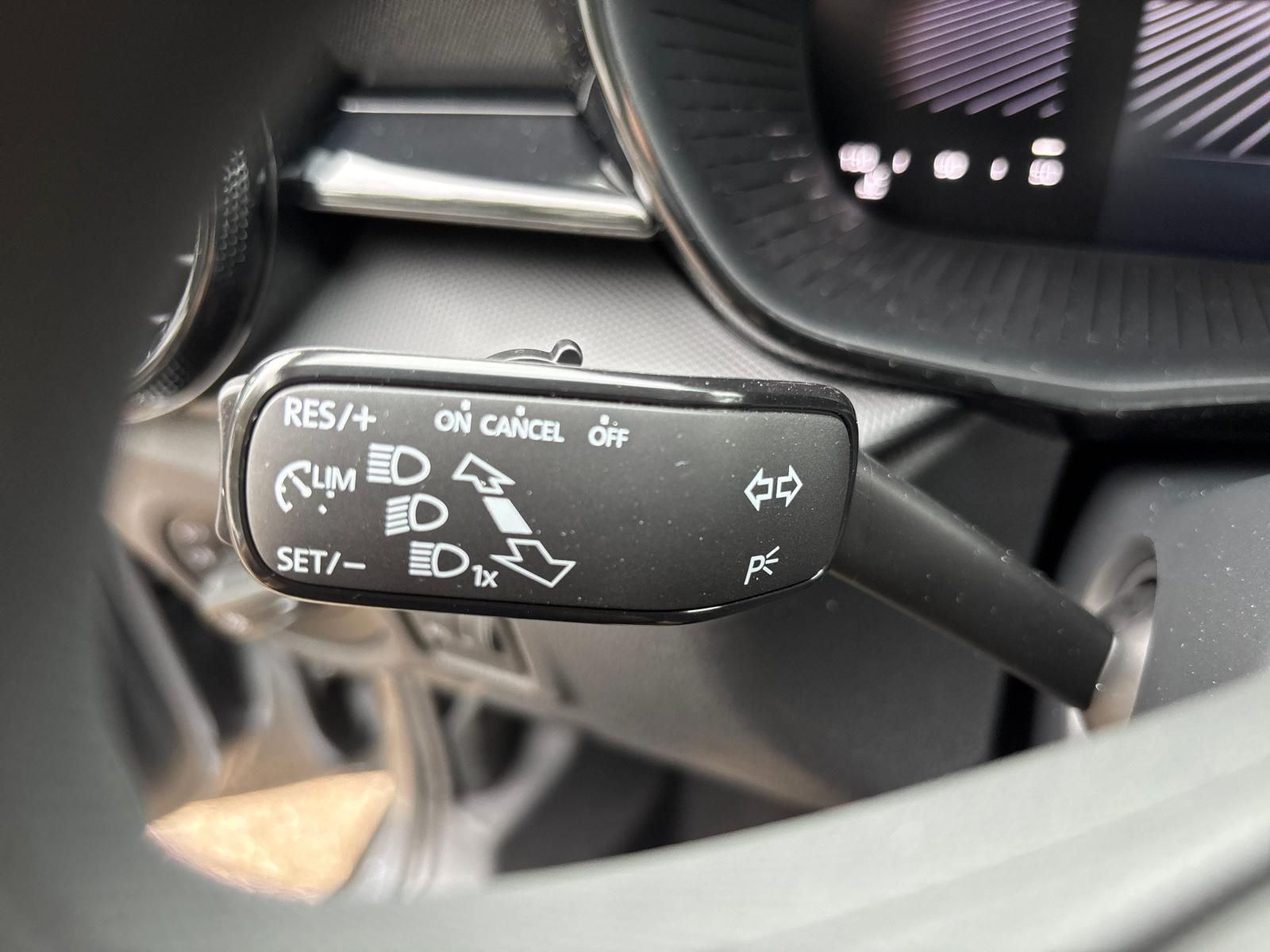 Fabia Essence 1.0 Android Auto Metallic 5 Jahre-