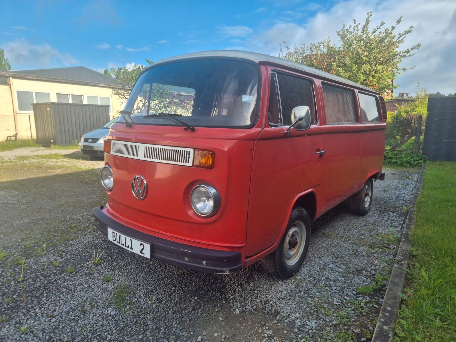 Volkswagen VW Bus T2 Type 22 ohne Motor und Getriebe