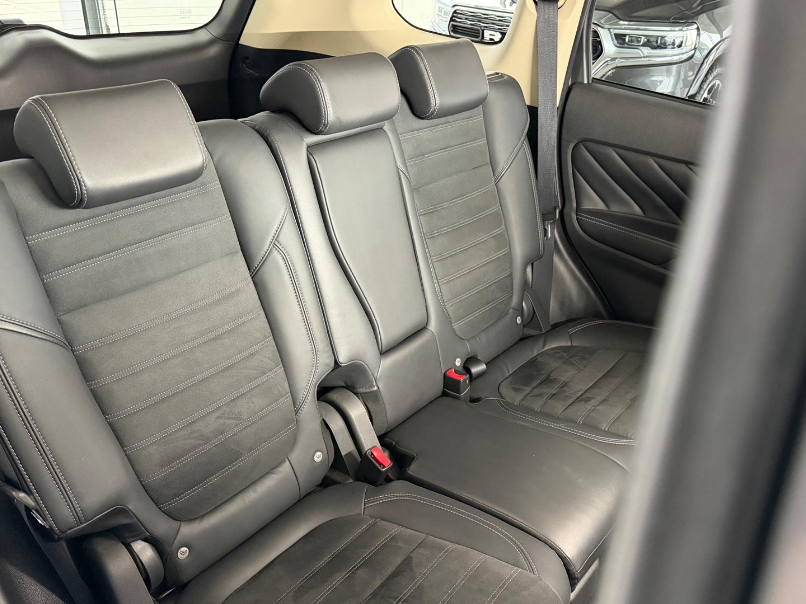 Mitsubishi 2.4 Plug-in Hybrid Outlander Diamant Spirit AHK