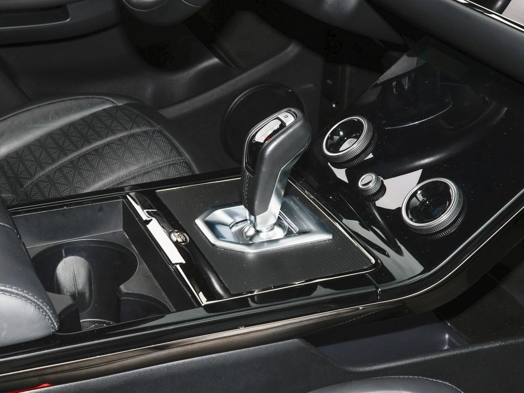 Land Rover Range Rover Evoque R-Dynamic HSE Hybrid Matrix, миниатюра 16