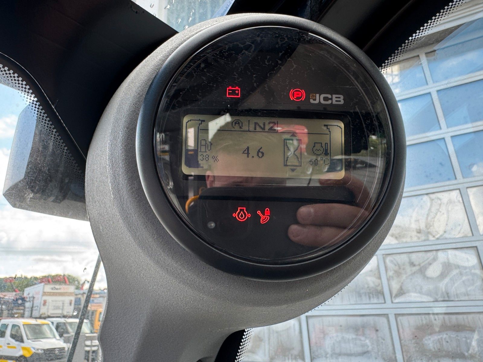 Fahrzeugabbildung JCB TLT 35-26D 4WD Teletruck / nur : 143h!! / SS