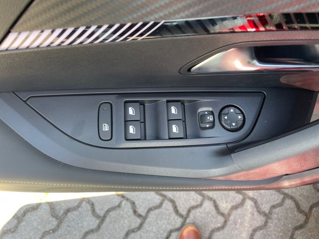 Peugeot 2008 - Bild 18