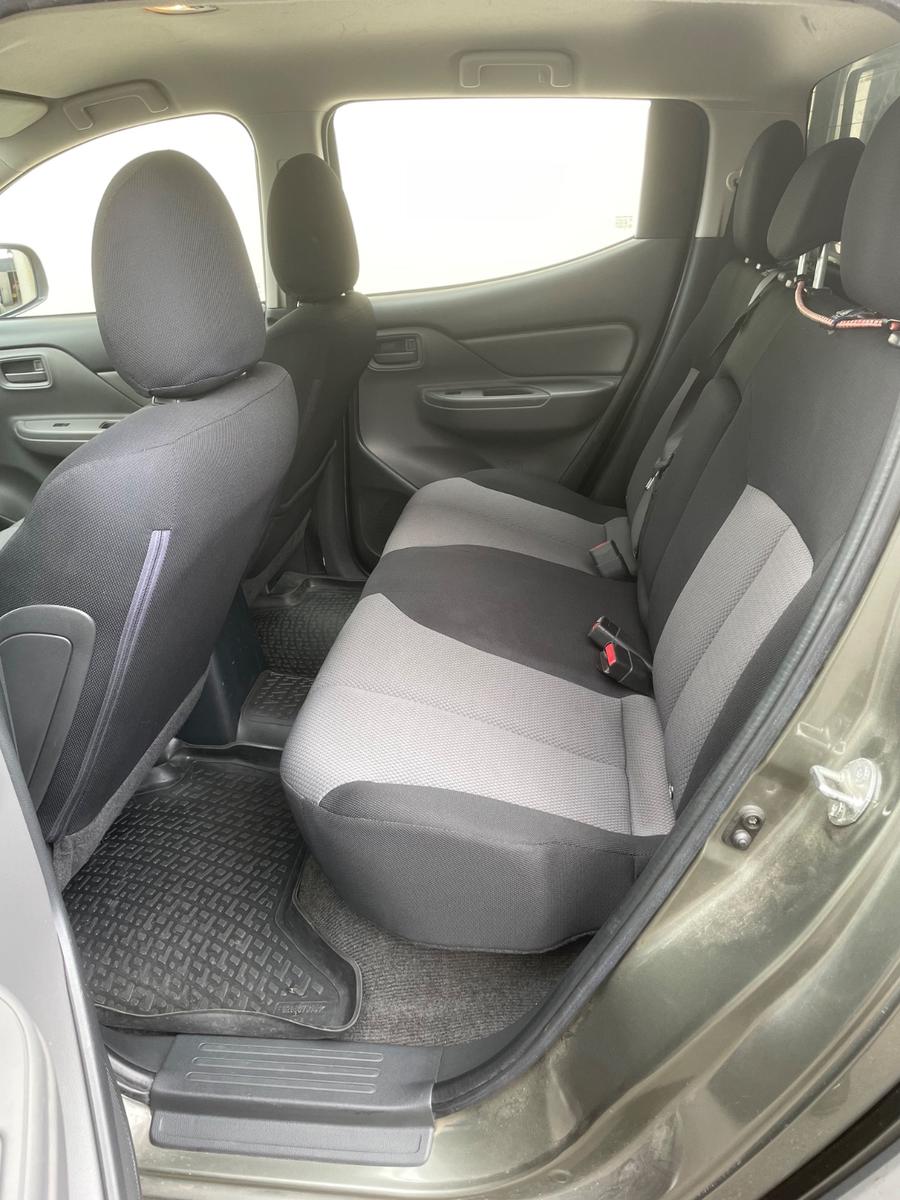 Mitsubishi L200 mit Hardtop