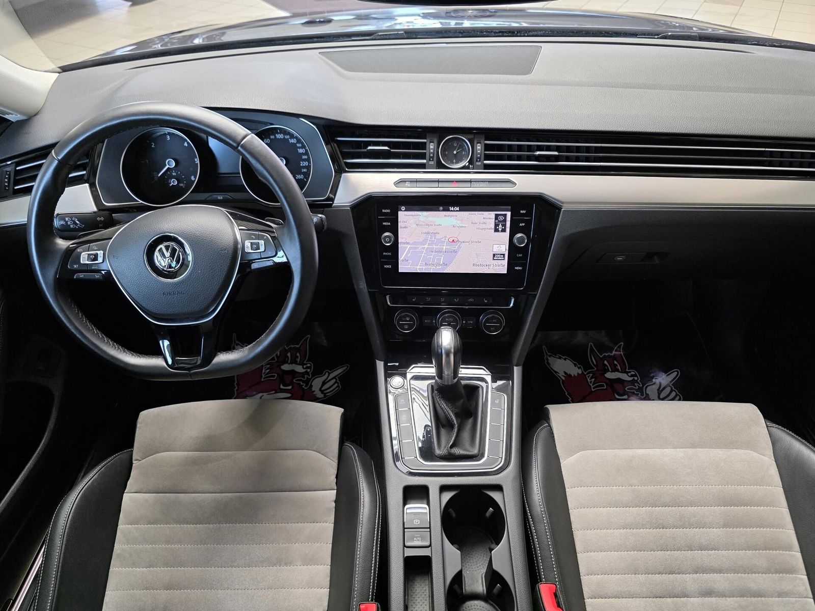 Fahrzeugabbildung Volkswagen Passat Variant 4M R-Line/Keyles/DAB/Carplay/Ahk