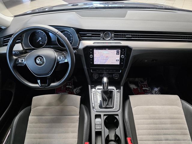 VW Passat Variant — Foto 18
