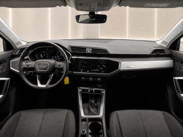 Audi Q3 - 11