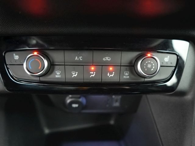 Corsa F FACELIFT GS+LED LICHT+RÜCKFAHRKAMERA+SIT