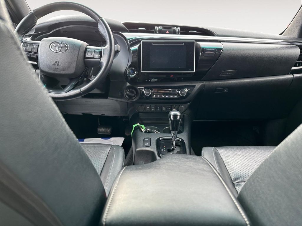Fahrzeugabbildung Toyota HiLux 4x4 Double Cab Autm. S&S Executive