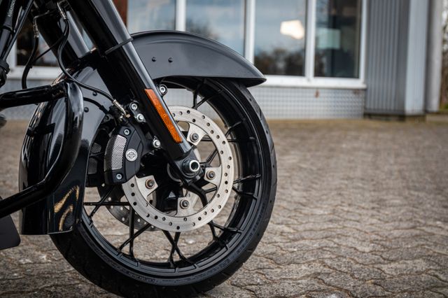 Fahrzeugabbildung Harley-Davidson ROAD KING SPECIAL 114 FLHRXS - JEKILL&HYDE -
