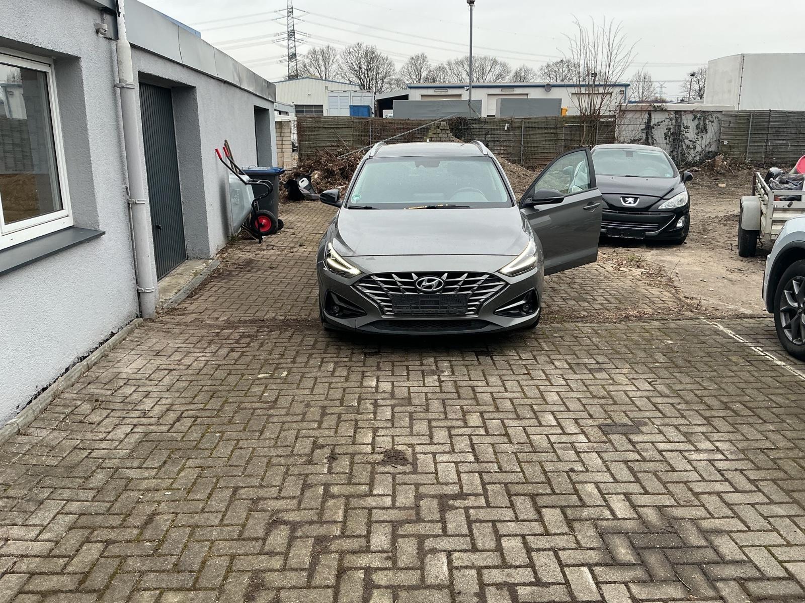 Hyundai i30 cw Intro Edition Mild-Hybrid