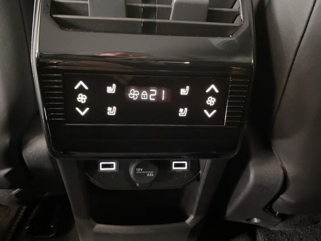 DS Automobiles N°8 Etoile LONG RANGE HUD+KeyLess