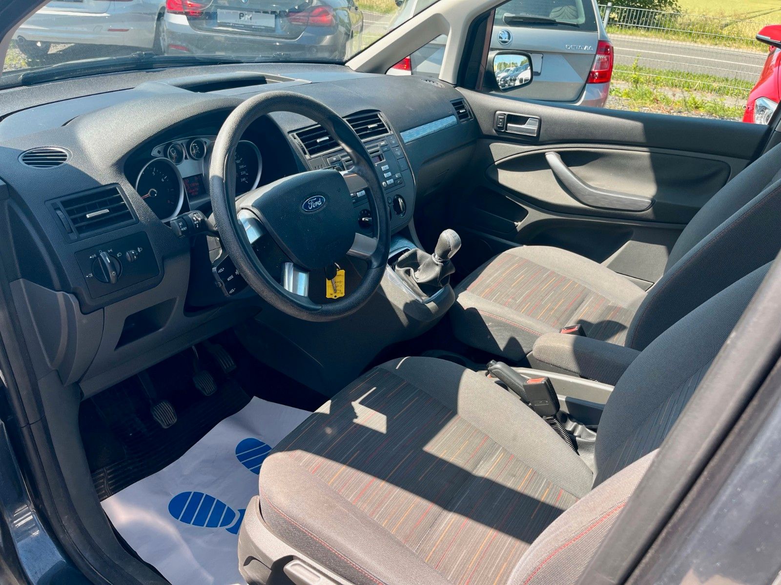 Fahrzeugabbildung Ford C-MAX 1.6 Style Klima TÜV 03/2026 AllWetter AHK
