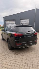 Ssangyong REXTON 2.2 Diesel e-XDi 220 Sapphire 4WD AT ... - Ssangyong REXTON: Xdi