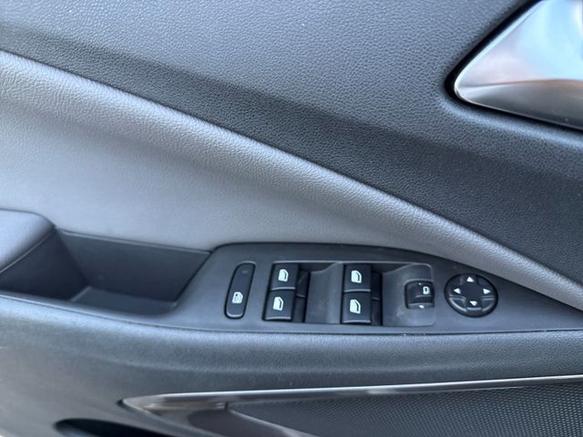 Crossland 1.2 Turbo INNOVATION CAM SHZ PDC VO/HI