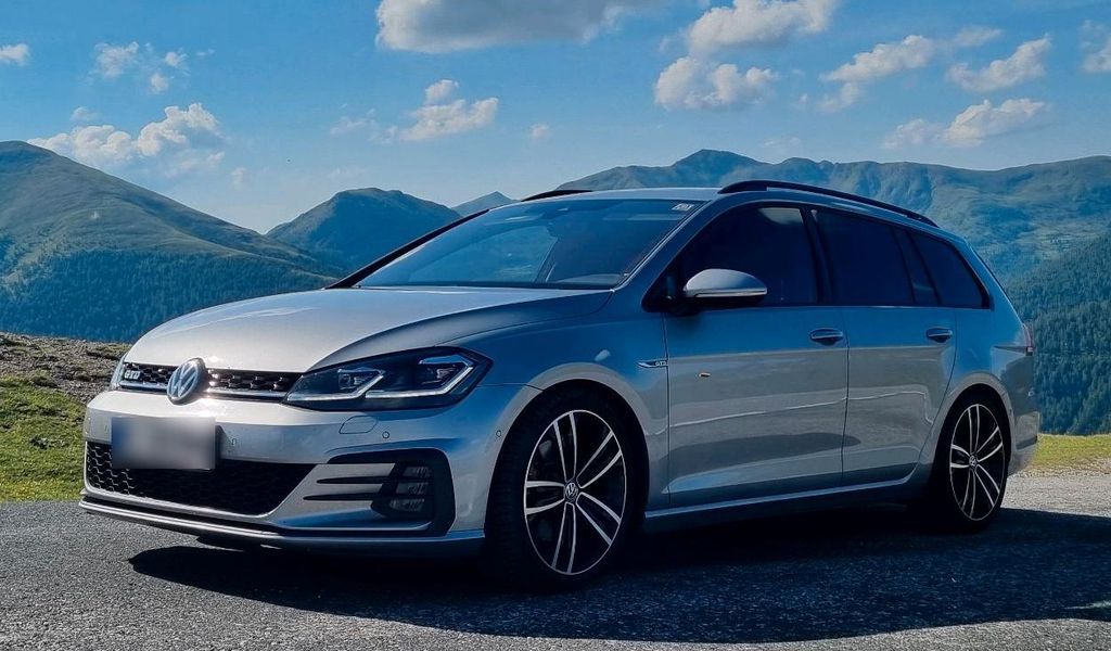 Image of Volkswagen Golf