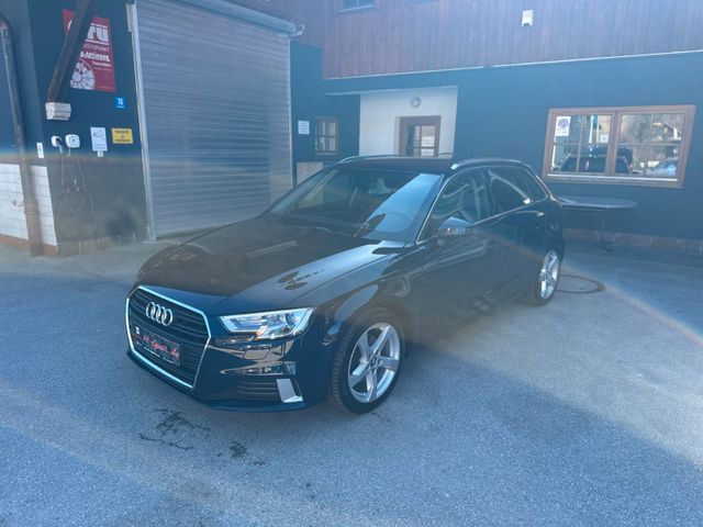 Audi A3 Sportback Sport +Navi+AHK+Sitzheiz+Tempomat