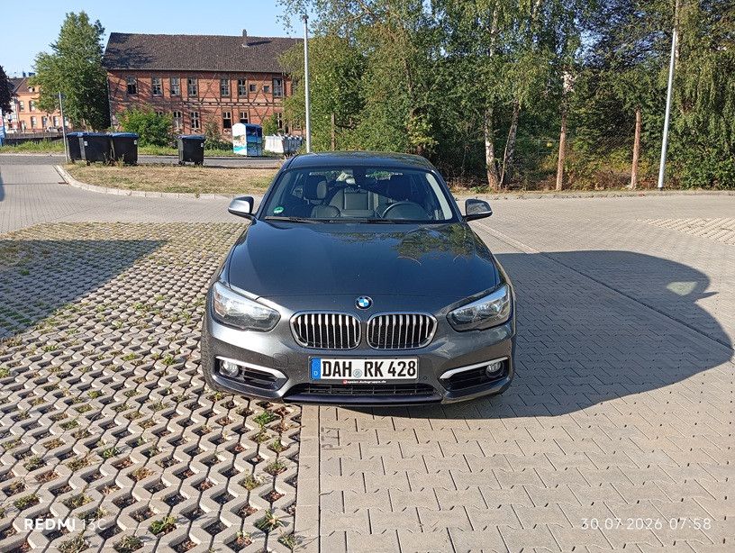 Image of BMW 120