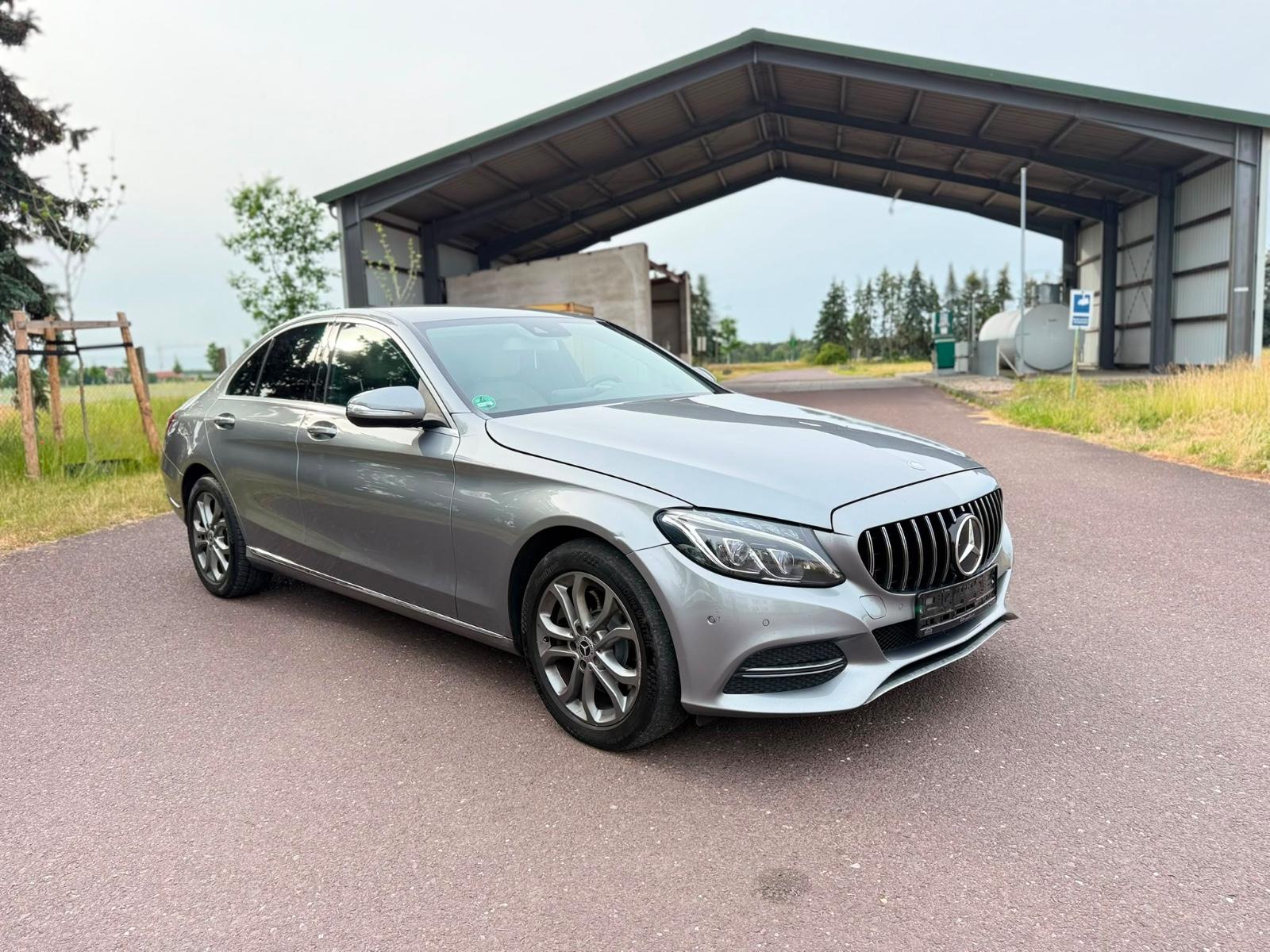 Mercedes-Benz C 250 C Limousine C 250 BlueTec / d 4Matic