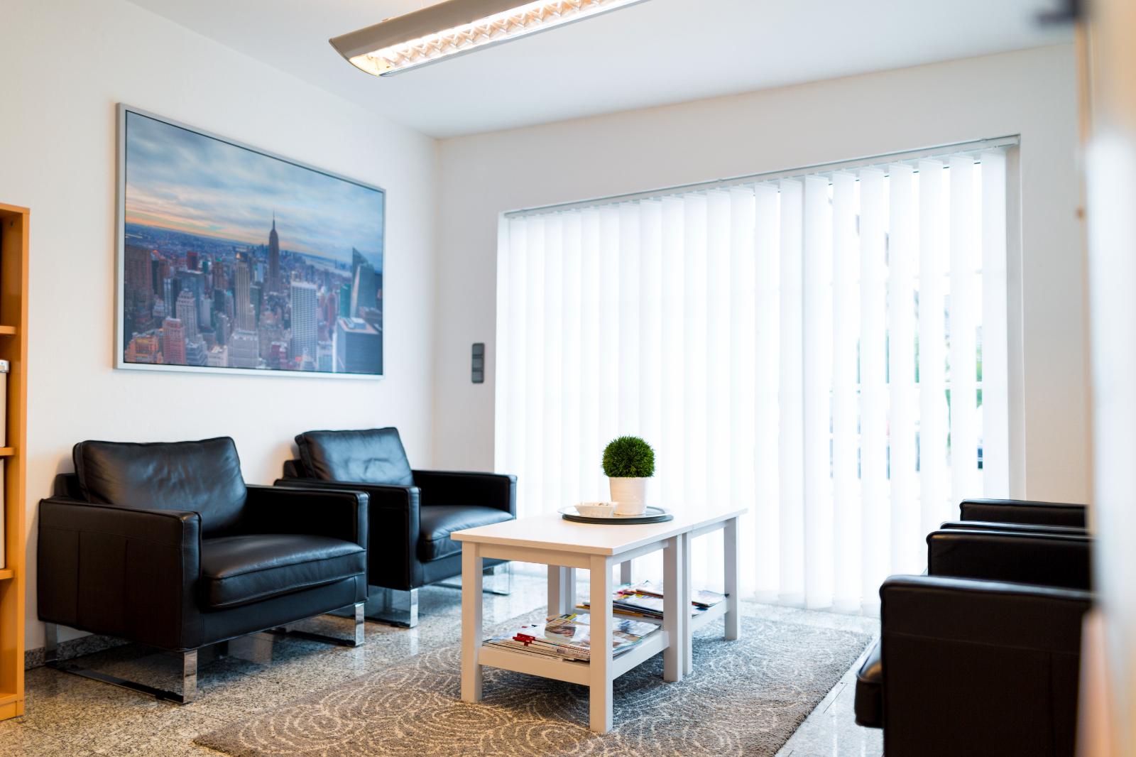 showroom-image-top