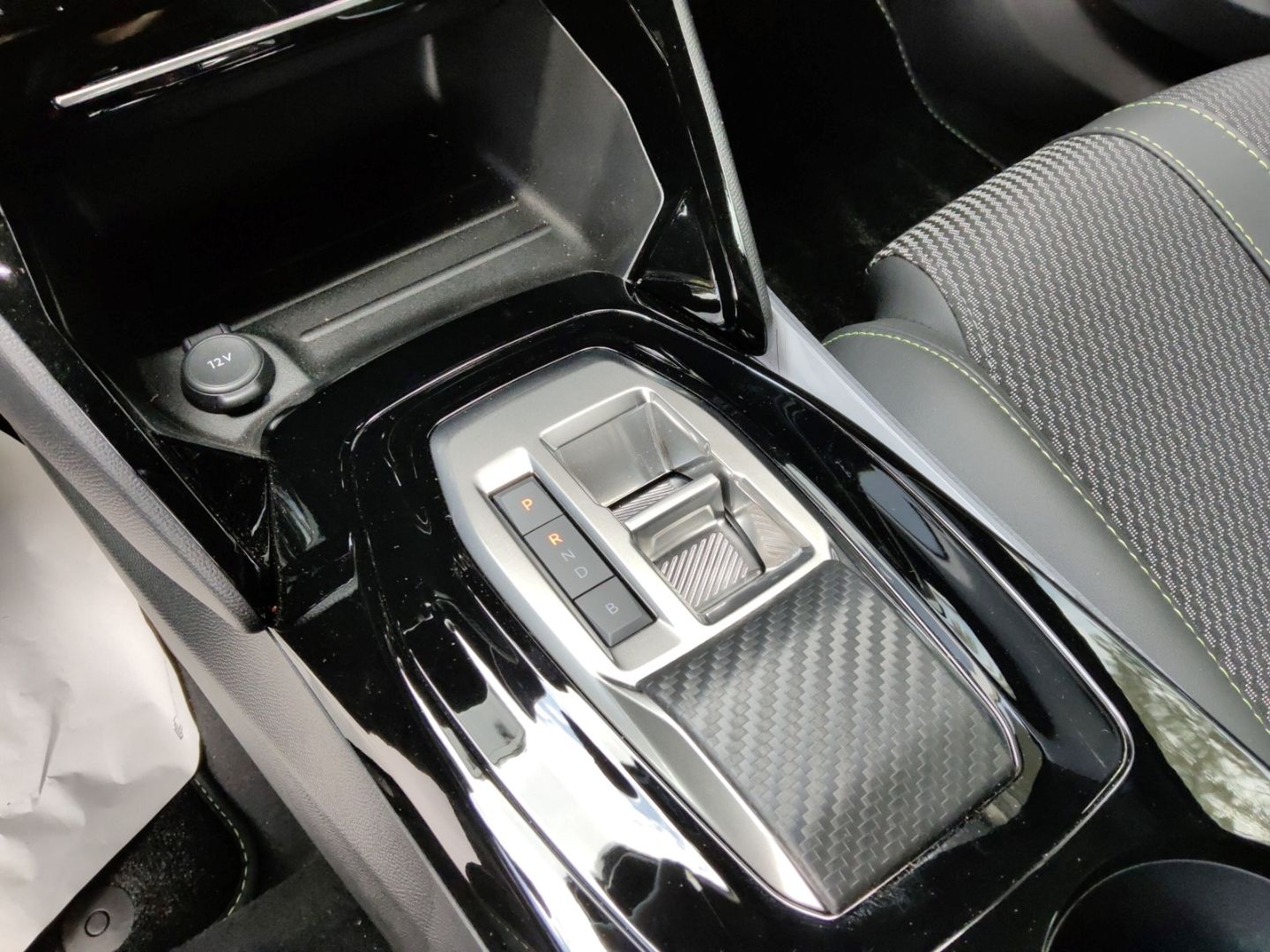 Peugeot 2008 - Bild 18