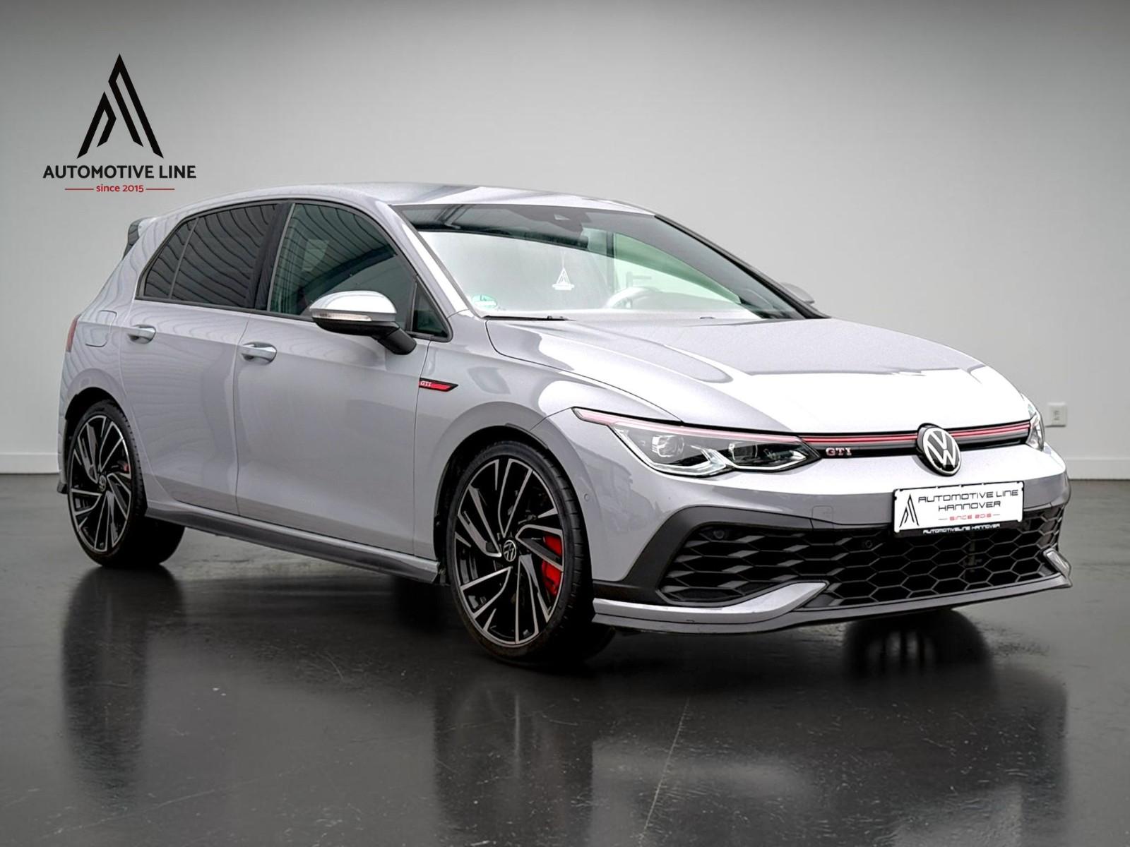 Volkswagen Golf 8 2.0 TSI GTI CLUBSPORT/KAMERA/ACC/KEYLESS/