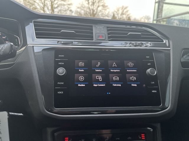 Tiguan 2.0 TDI DSG Elegance 4Motion Matrix RFK A