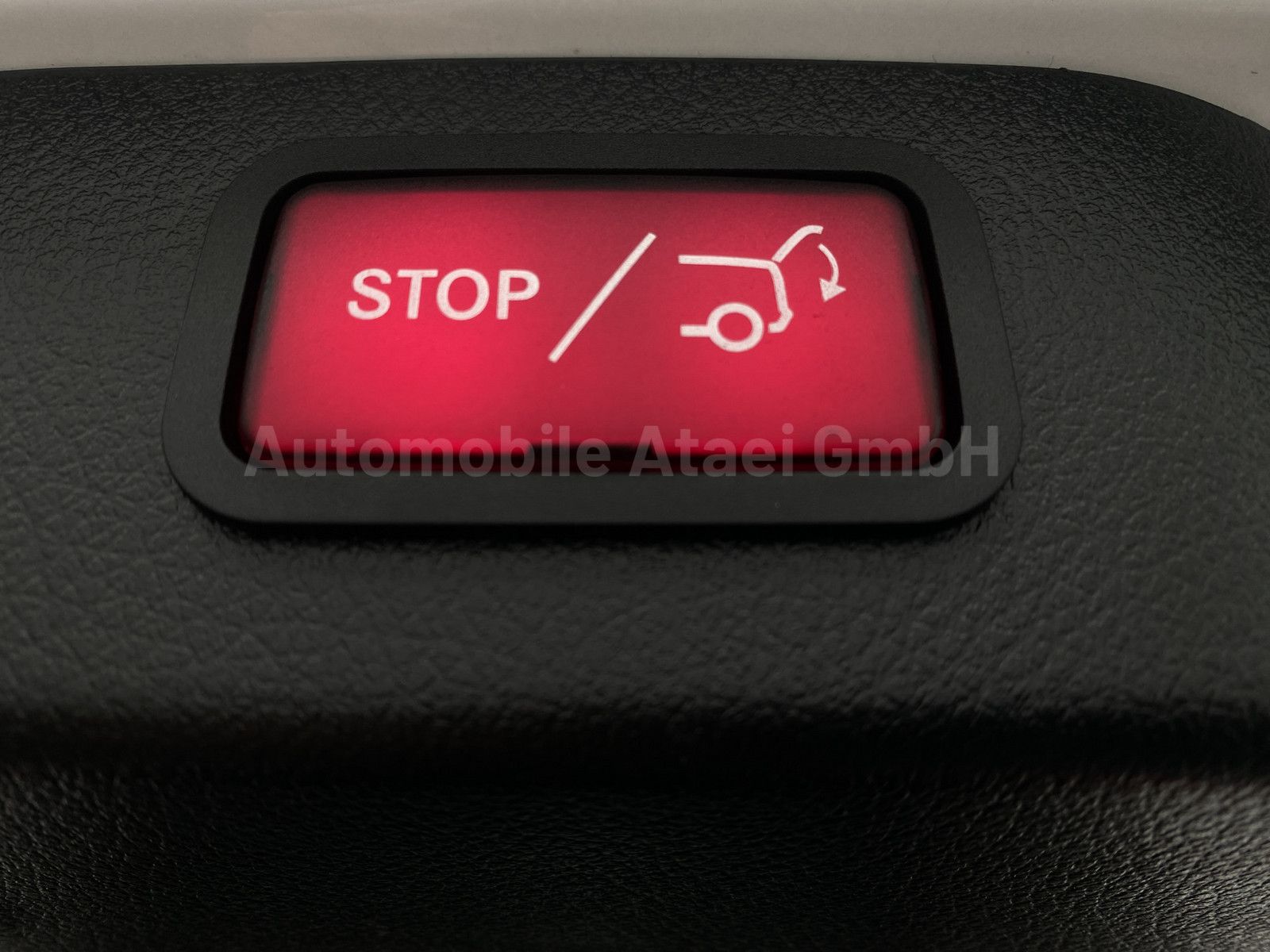 Fahrzeugabbildung Mercedes-Benz V 300d 4MATIC lang *Avantgarde Edition* 3187