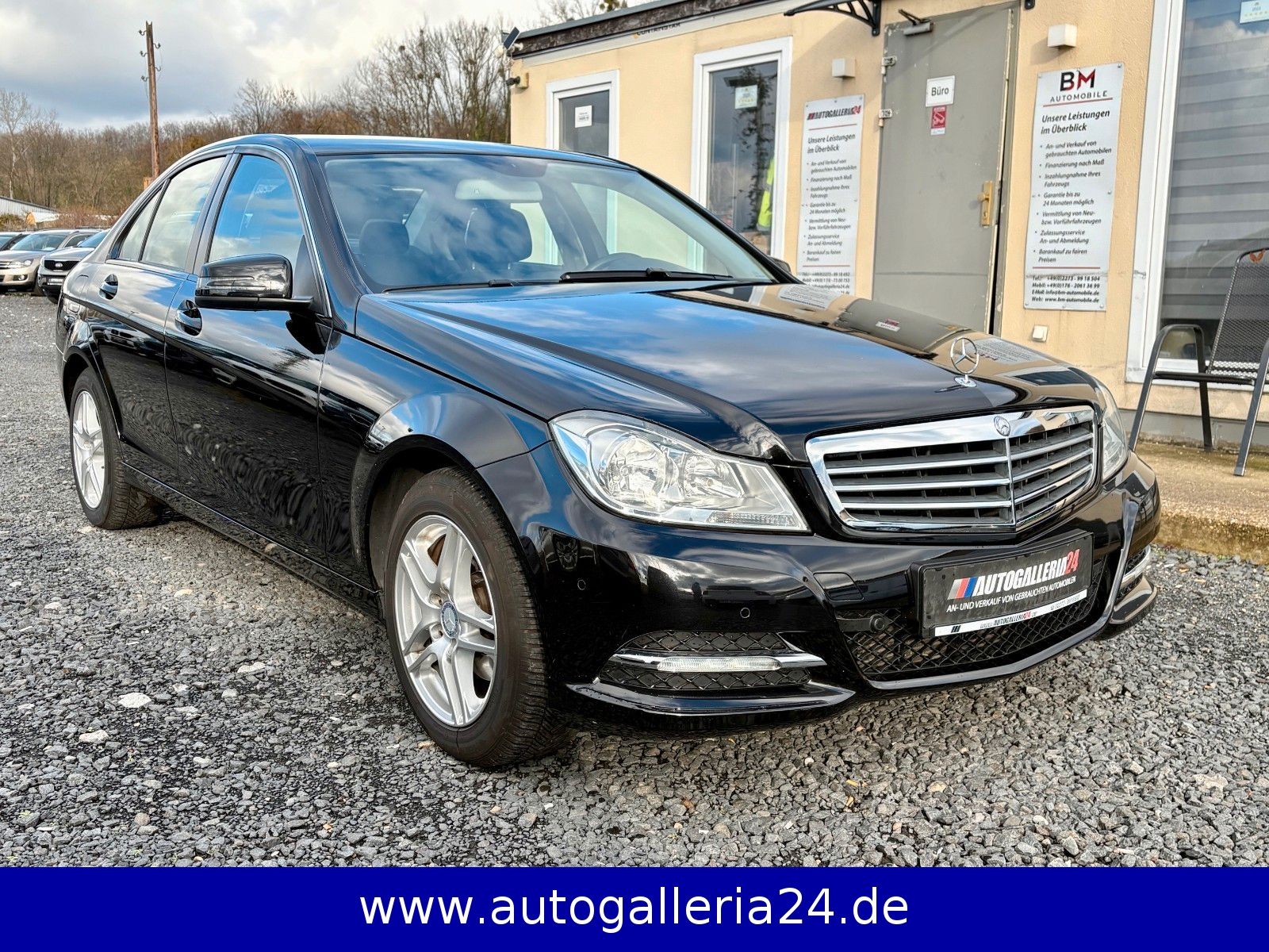Fahrzeugabbildung Mercedes-Benz C 180 CGI Limo Classic Aut. Navi el. Sitze SPORT