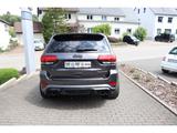 Jeep Grand Cherokee 6.2 V8 710PS TRACKHAWK 22 ZOLL SP - graue Jeep Grand Cherokee