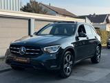 Mercedes-Benz GLC 300 de 4Matic Pano R-Kamera Tempomat - Mercedes-Benz GLC 300 Gebrauchtwagen in Frankfurt