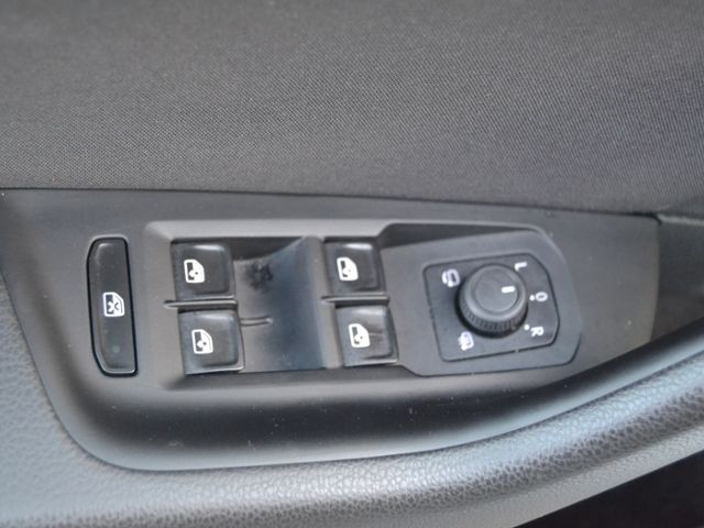 Passat Variant 2.0 TDI Business AHK/LED/NAVI+VZE