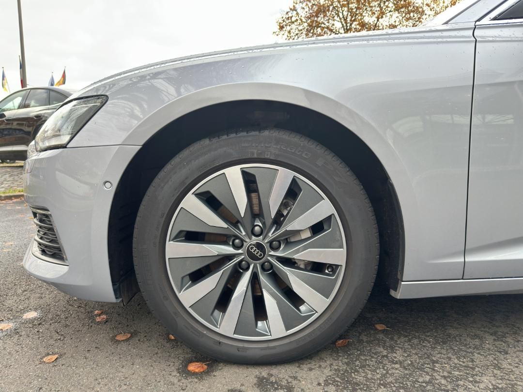 Fahrzeugabbildung Audi A6 Avant Design 40 TDI quattro Business Kamera S