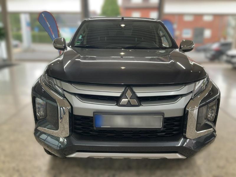 Mitsubishi L200 Doppelkabine Select 2.2 DI-D 4WD Automatik