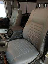 Land Rover Defender 90 Td4 Station Wagon SE - silberne Land Rover Defender