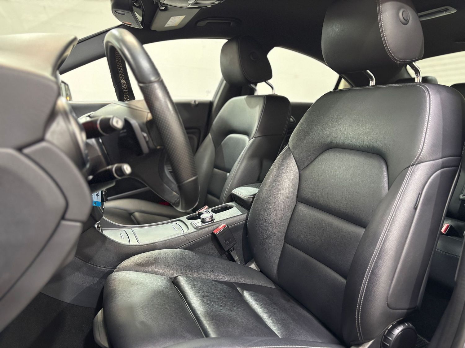 Fahrzeugabbildung Mercedes-Benz CLA 180 Urban#LED#Leder#Kamera#Tempomat#AHK