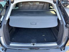 Fahrzeugabbildung Audi A4 Avant 40 TDI sport S-Line *AHK*LED*PANO*