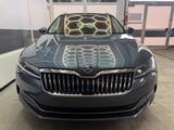 Skoda Superb Combi STYLE DSG NAVI SHZ LED 2.0 TDI D... - gebrauchte Skoda Superb aus dem Jahr 2019
