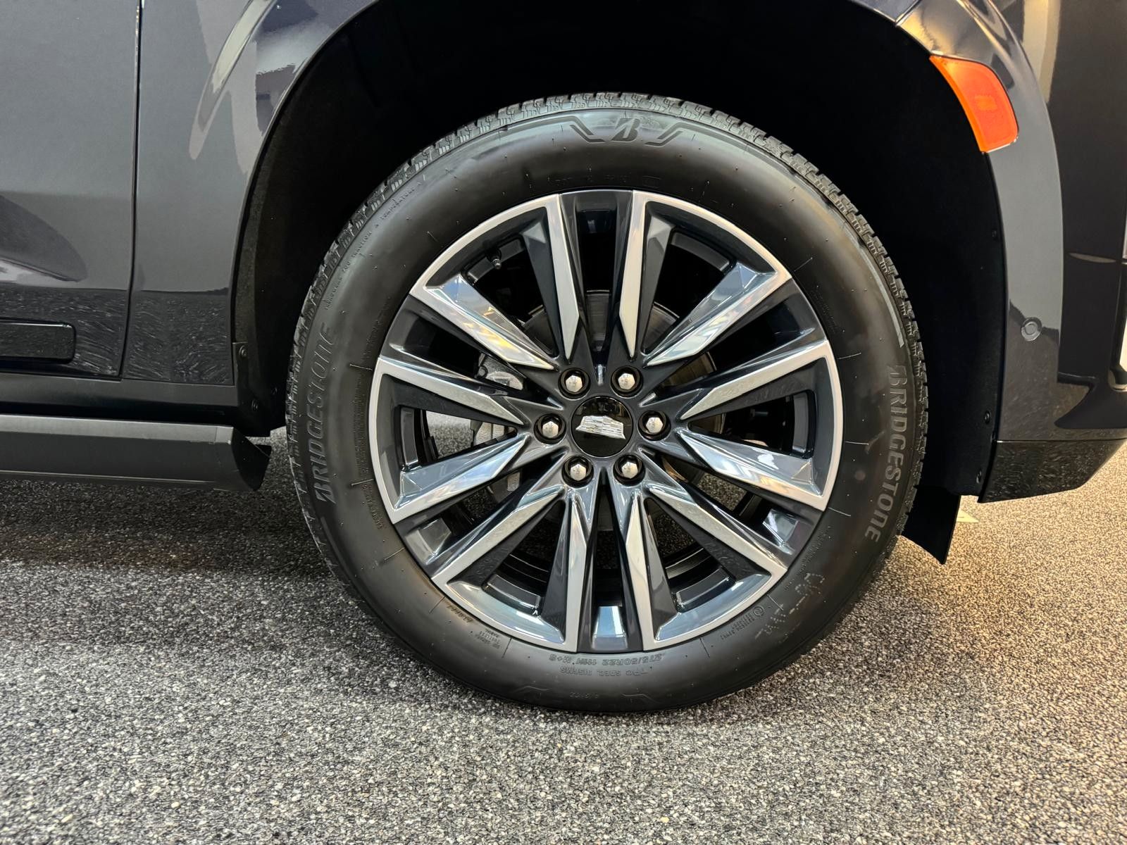 Fahrzeugabbildung Cadillac ESCALADE SPORT-PLATINUM 6.2 V8 -NIGHT VI.-LPG
