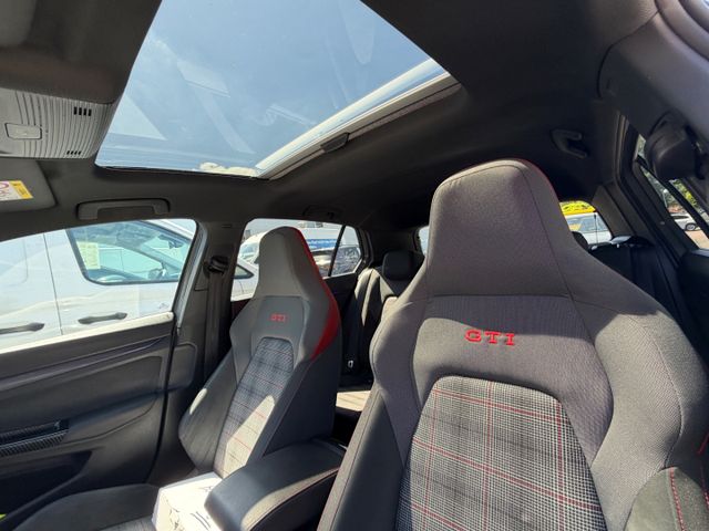 Golf VIII GTI El. Panodach Navi Digitales Cockpi