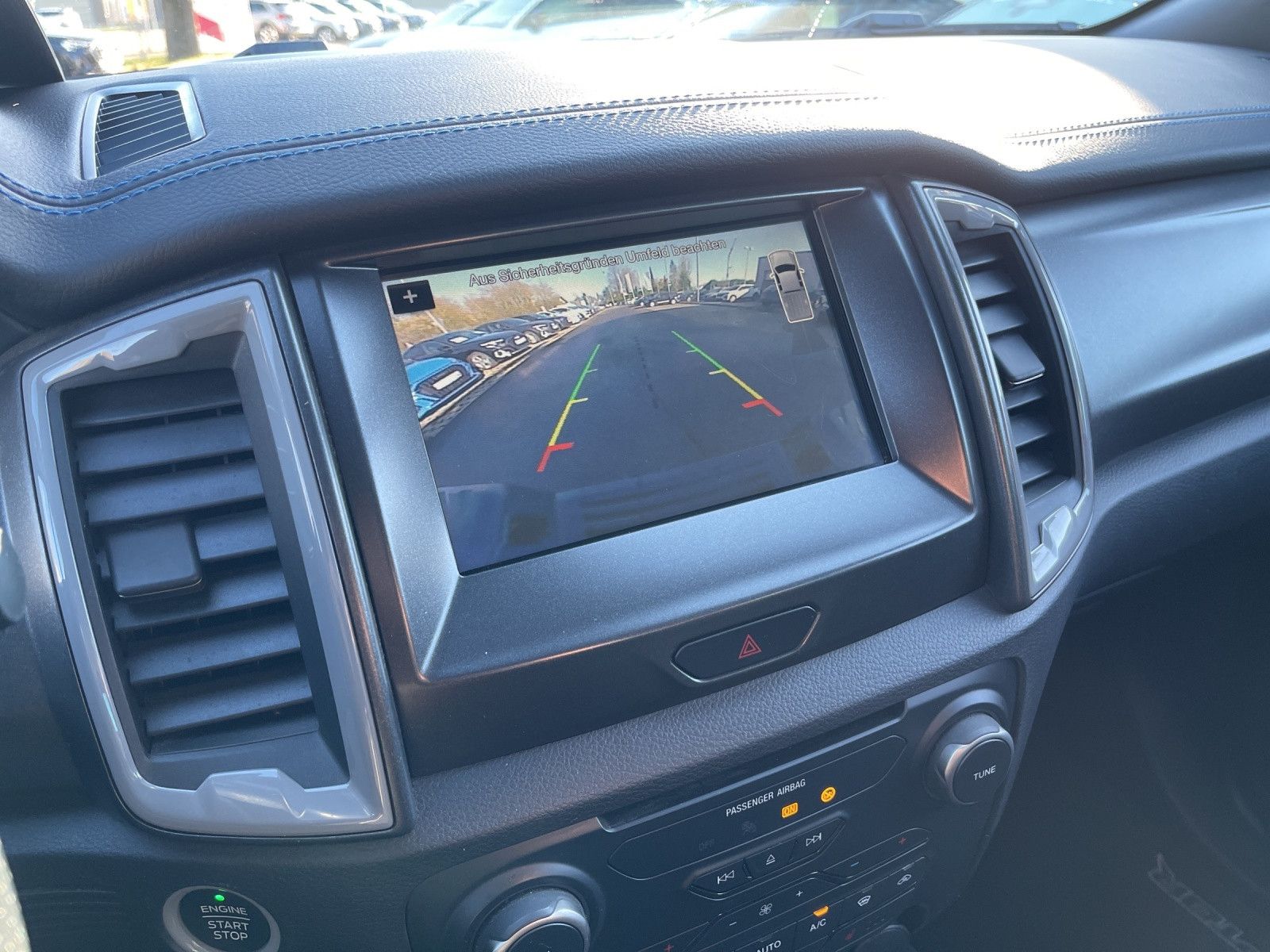 Fahrzeugabbildung Ford Raptor Doppelkabine, Standheizung, 4x4, Navi, AH