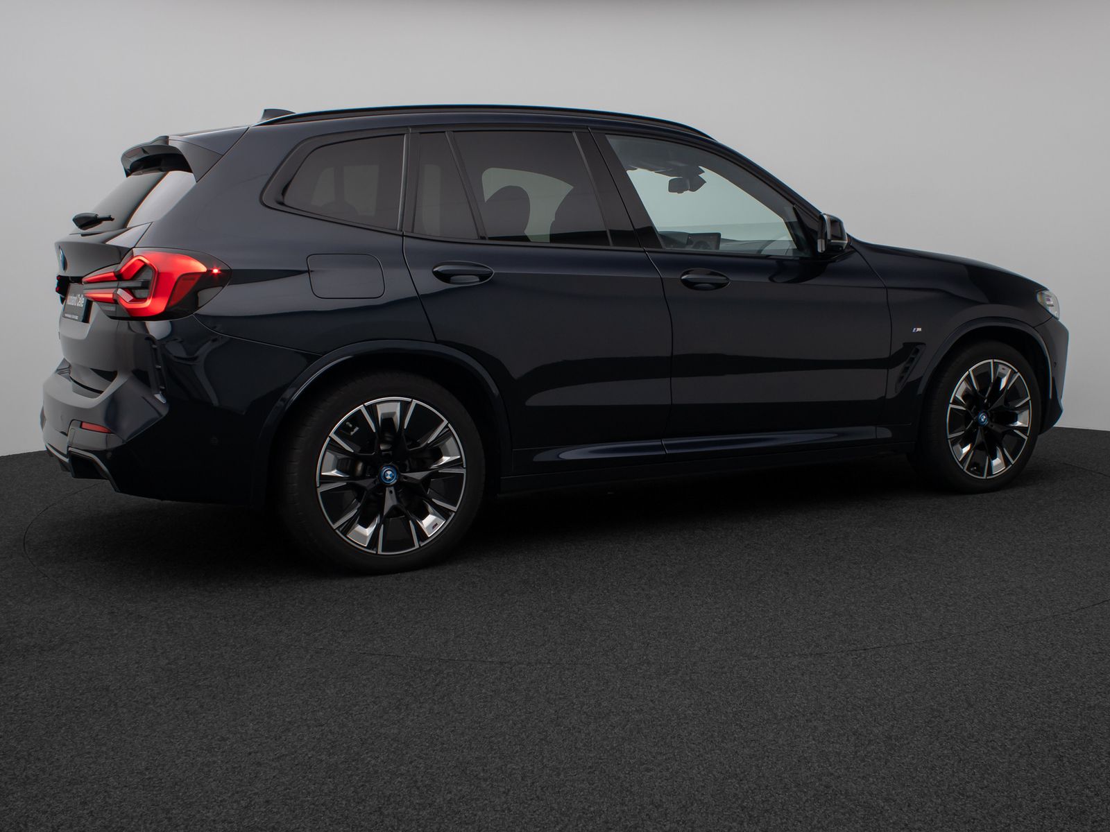 Fahrzeugabbildung BMW iX3 Impressive M Sport Panorama 360°HUD DAB H/K