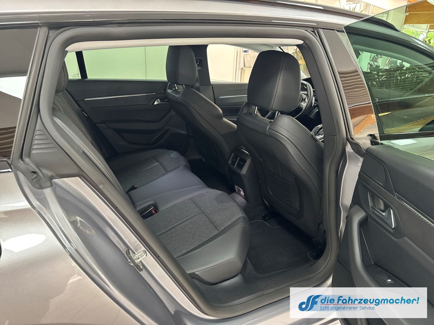 Fahrzeugabbildung Peugeot 508 SW Allure Pack 1.5 BlueHDi 130 EU6d Navi 360