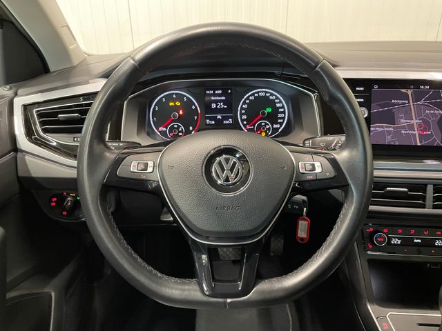 Polo Highline 1.0 TSI DSG NAVI SHZ PDC