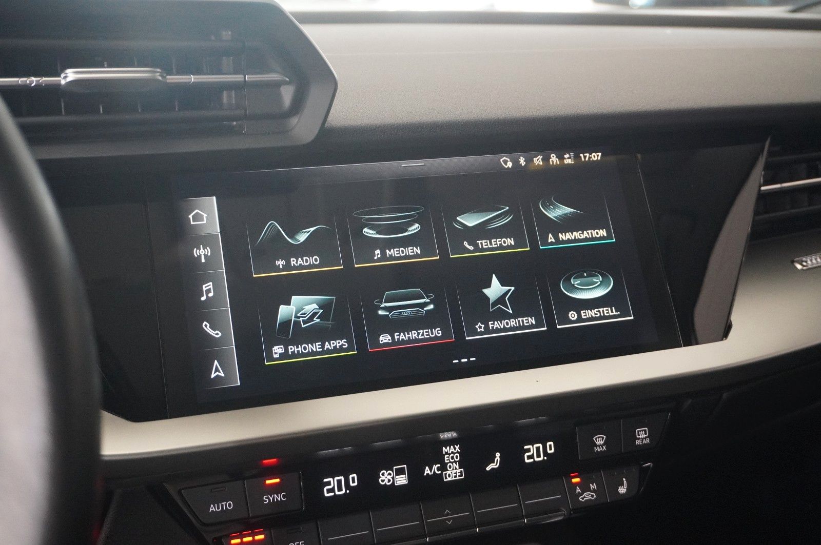 Fahrzeugabbildung Audi A3 Sportback 35 TFSI NAVI/LED/SHZ/VIRTU./TEMP.