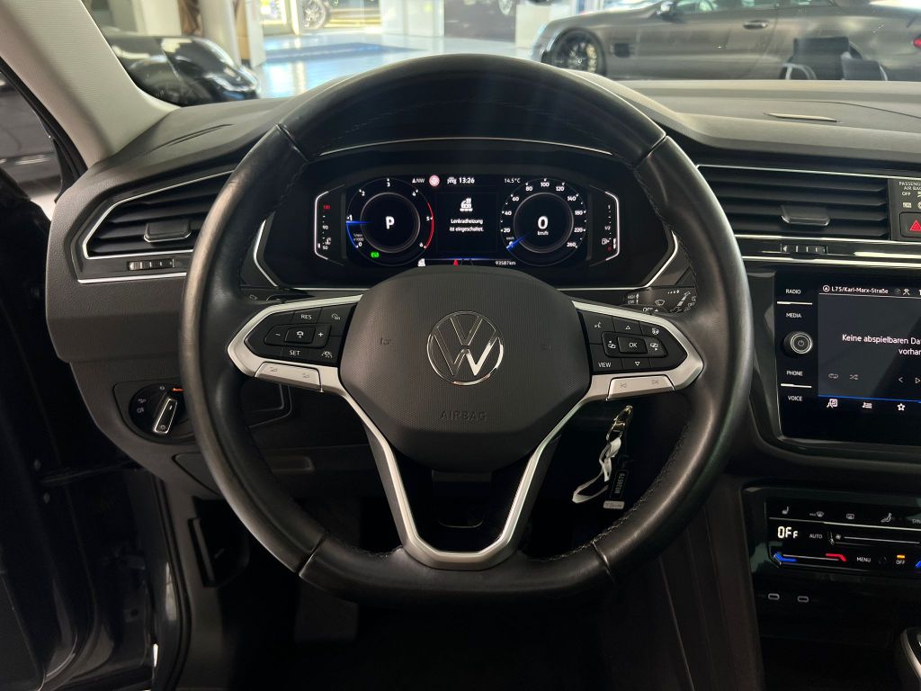 Volkswagen Tiguan 2.0 TDI Elegance PANO*TOTW*ACC*MATRIX*KAM