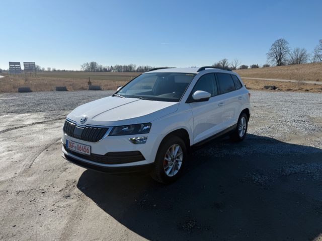 Skoda Karoq Ambition 1.Hand Pdc Shz Tempomat Euro6