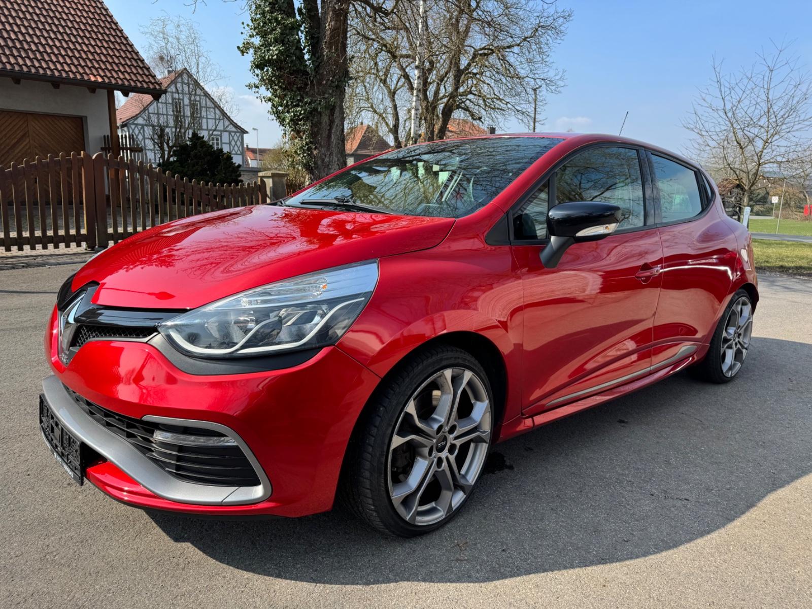 Renault Clio RS TCe 200 EDC