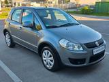 Suzuki SX4 Streetline Classic - Suzuki SX4 Classic mit Benzin-Antrieb