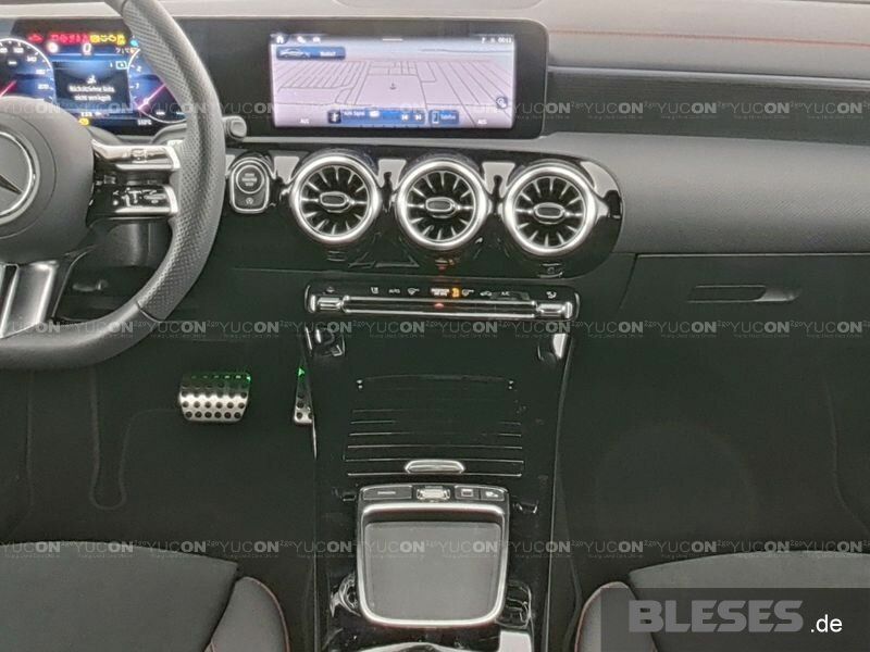 MERCEDES-BENZ CLA 200 – Bild 8