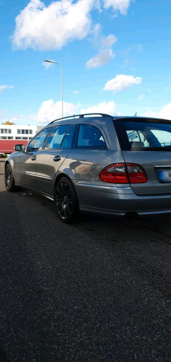 Mercedes-Benz E320 2007 — engine 224 HP (165kW)